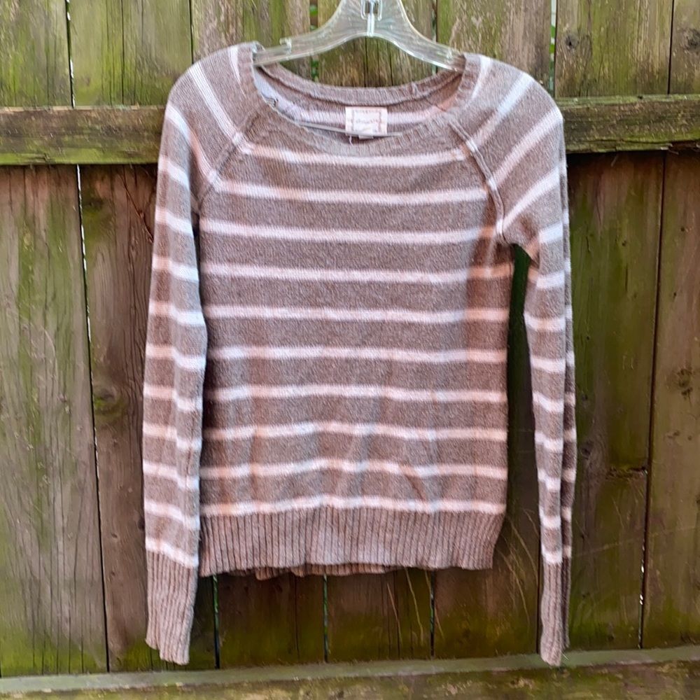 Striped sweater sz. S